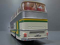 BUS006