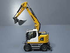 943