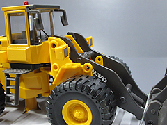 hl560-002