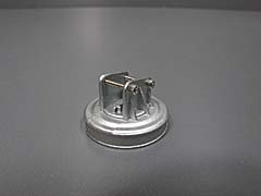 600100