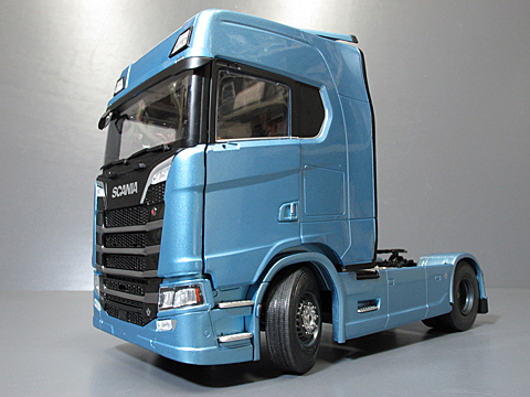 s2400304