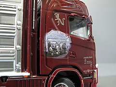 01-3037